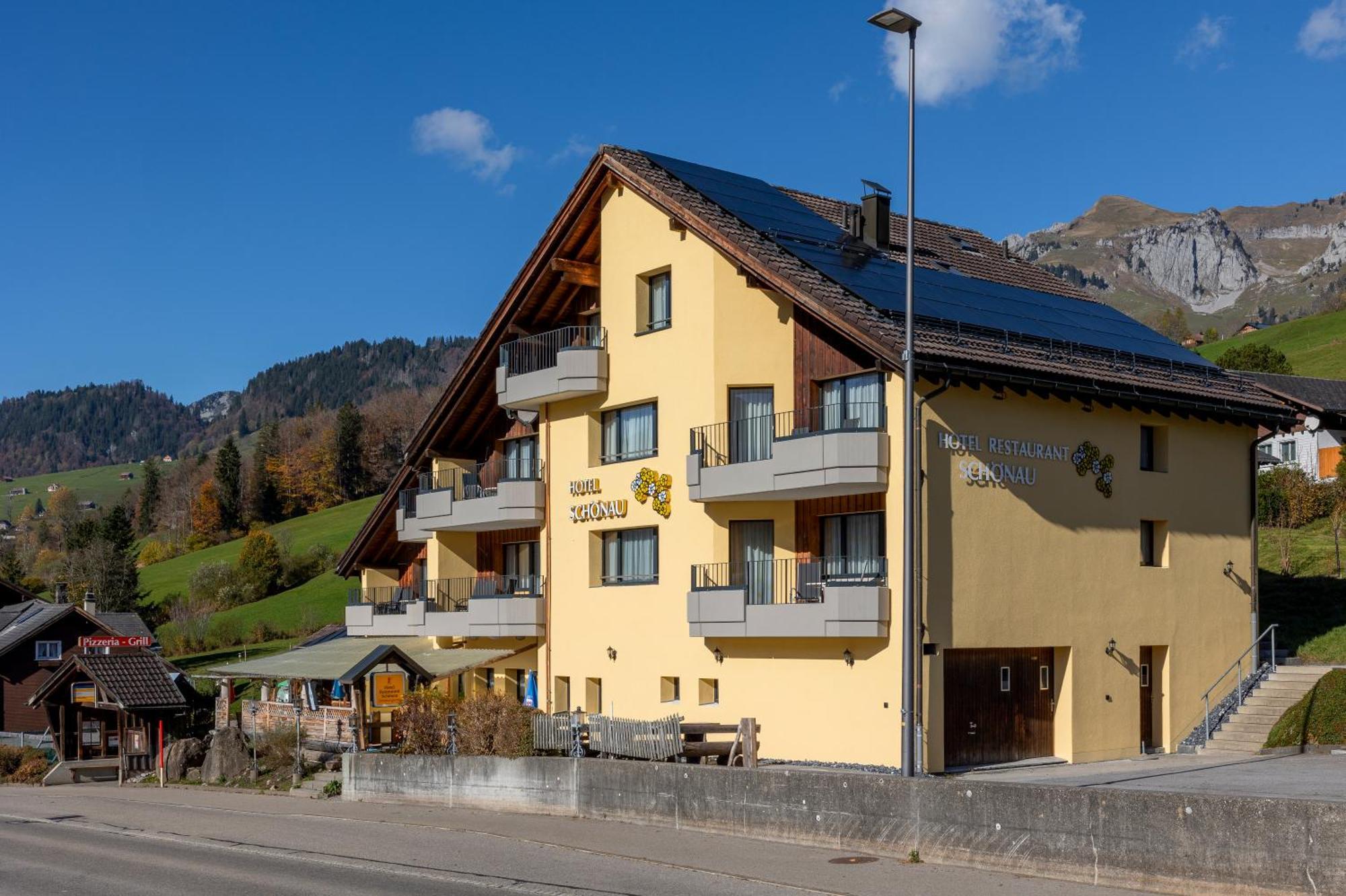 Hotel Restaurant Schoenau Wildhaus Buitenkant foto