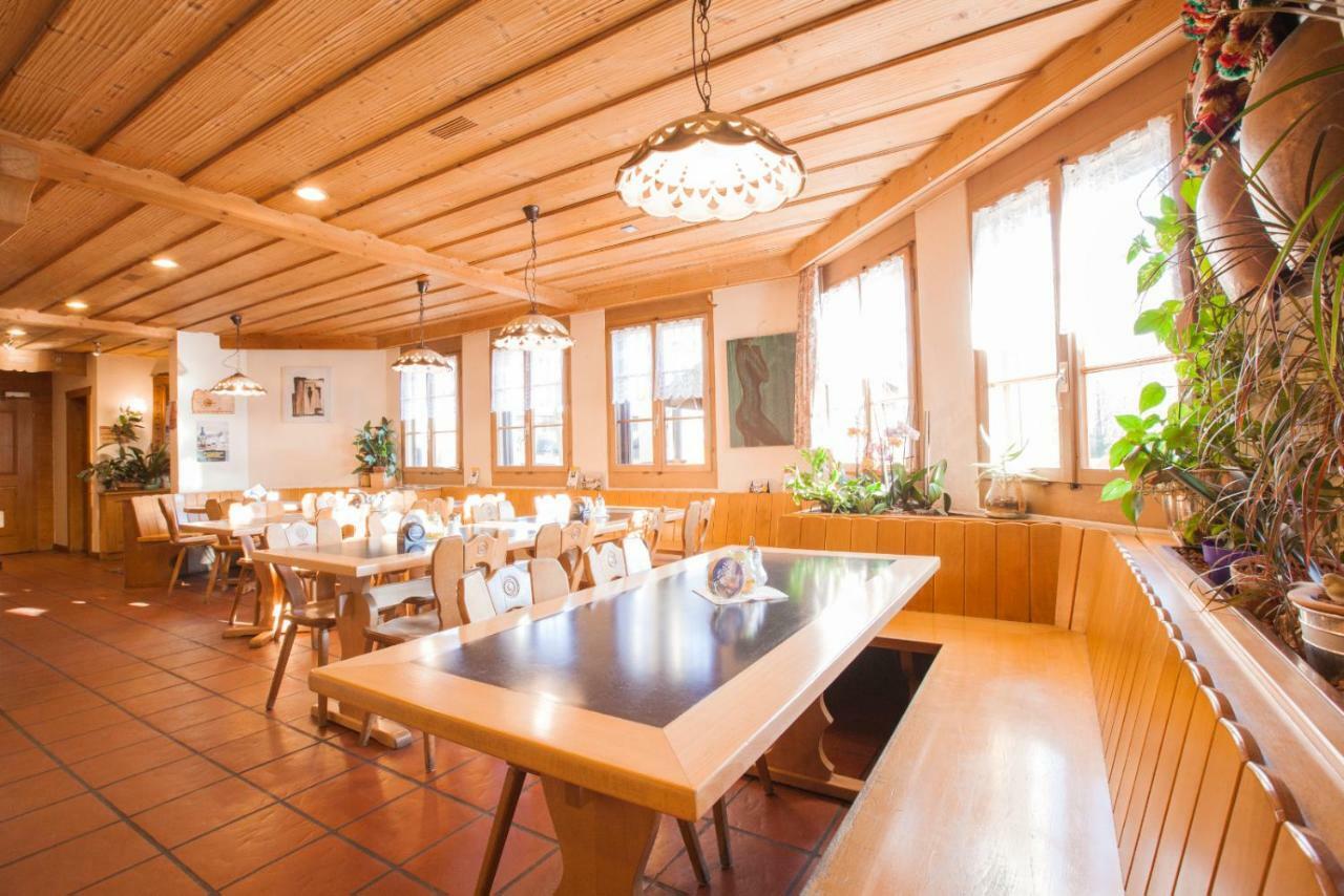 Hotel Restaurant Schoenau Wildhaus Buitenkant foto