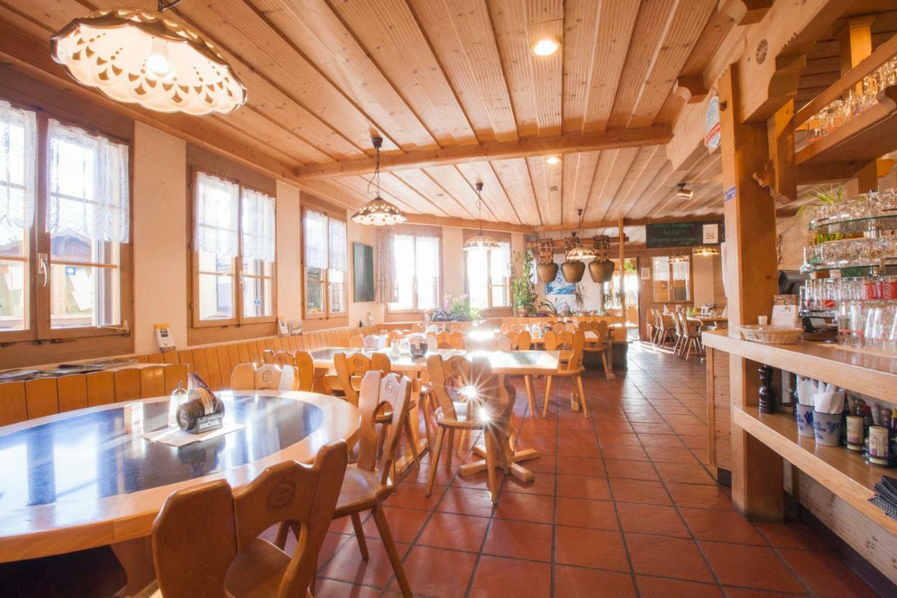 Hotel Restaurant Schoenau Wildhaus Buitenkant foto
